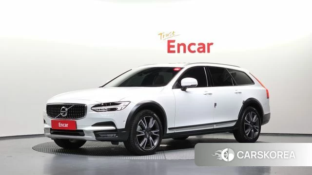 Volvo V90 Cross-Country 2019 Белый из Кореи