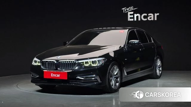 BMW 5 Series (G30) 2018 Черный из Кореи