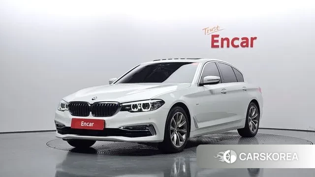 BMW 5 Series (G30) 2018 Белый из Кореи