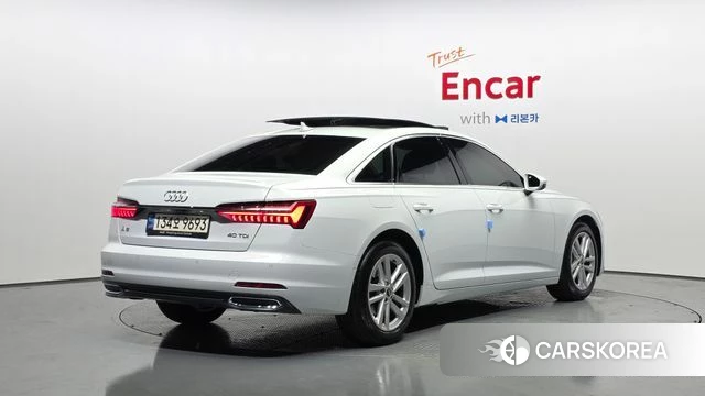 Audi A6 (C8) 2022 Белый из Кореи
