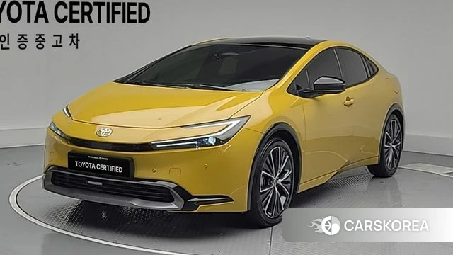 Toyota Prius 5th Generation 2024 Желтый из Кореи