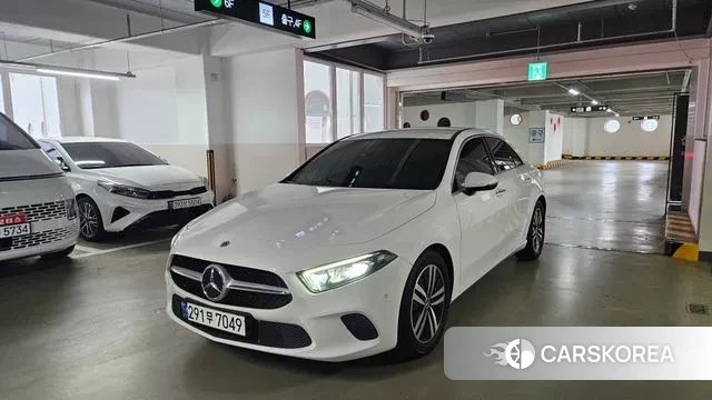 Mercedes-Benz A-Class W177 2021 Белый из Кореи