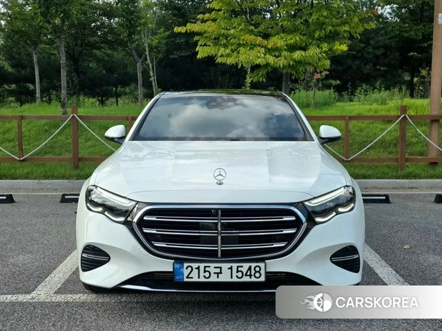 Mercedes-Benz E-Class W214 2024 Белый из Кореи