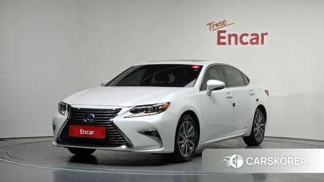 Lexus New ES300h 2018 Белый из Кореи