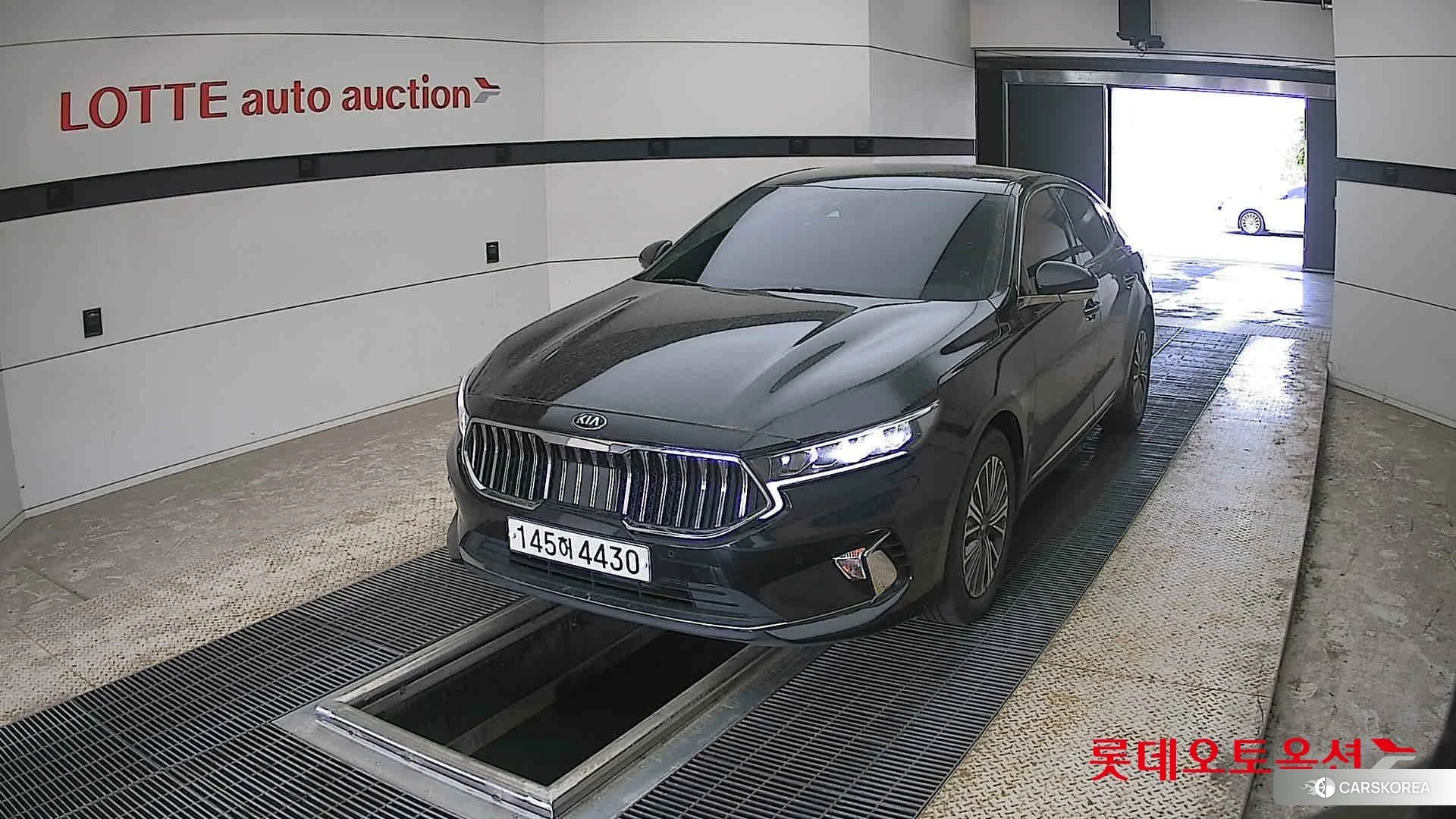 Kia K7 Hybrid 2020 Aurora Black Pearl из Кореи