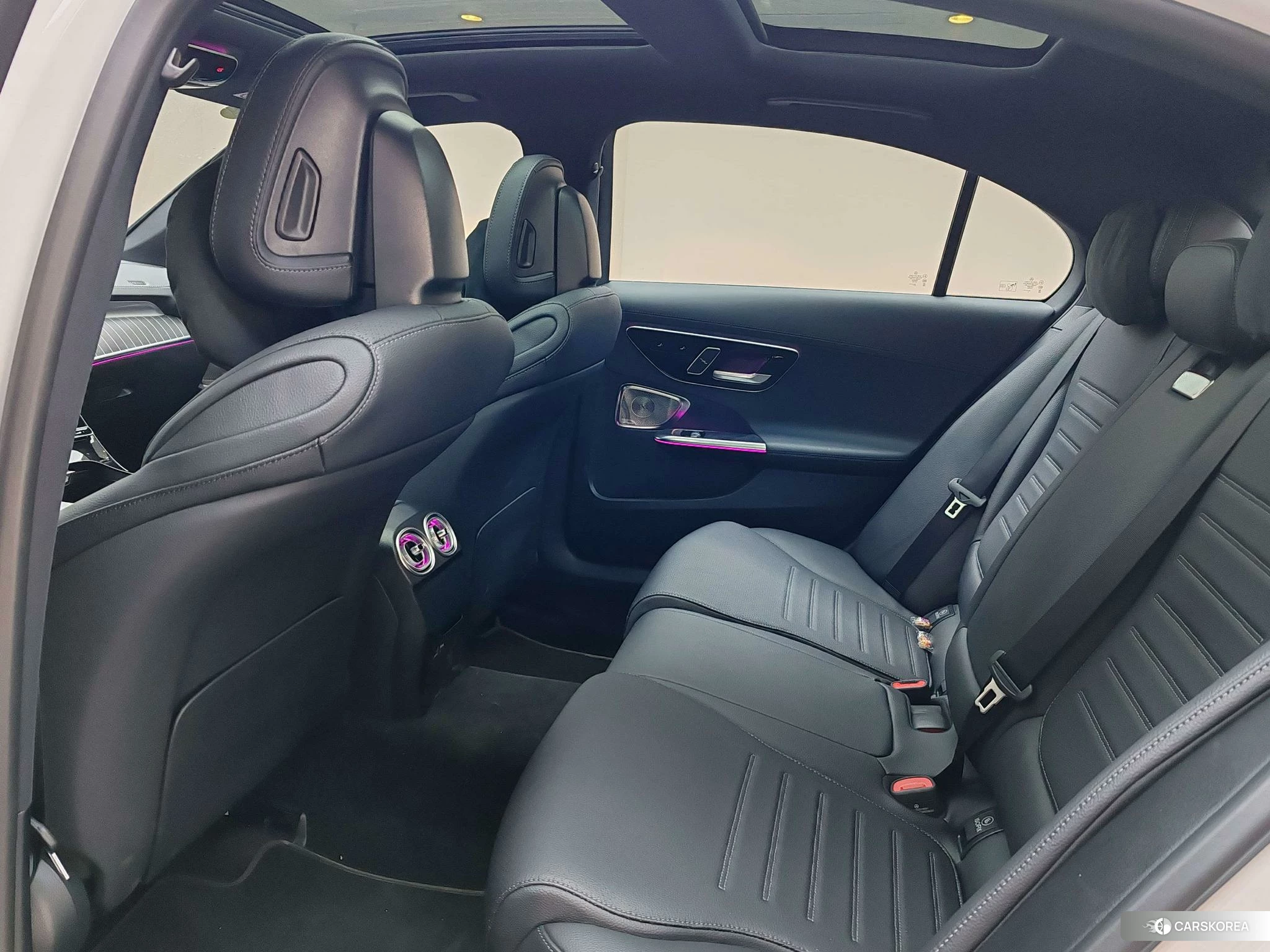 Mercedes-Benz Class C 2023 Белый из Китая