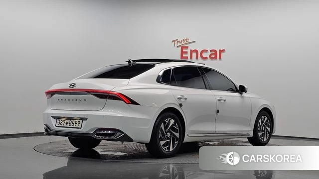 Hyundai The New Grandeur IG Hybrid 2021 Белый из Кореи