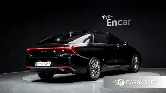 Kia K8 2023 Черный из Кореи