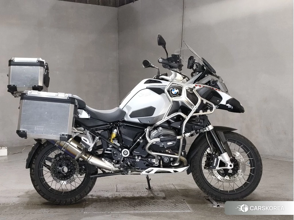 Проданный BMW R1200GS ADVENTURE 2016 из Японии