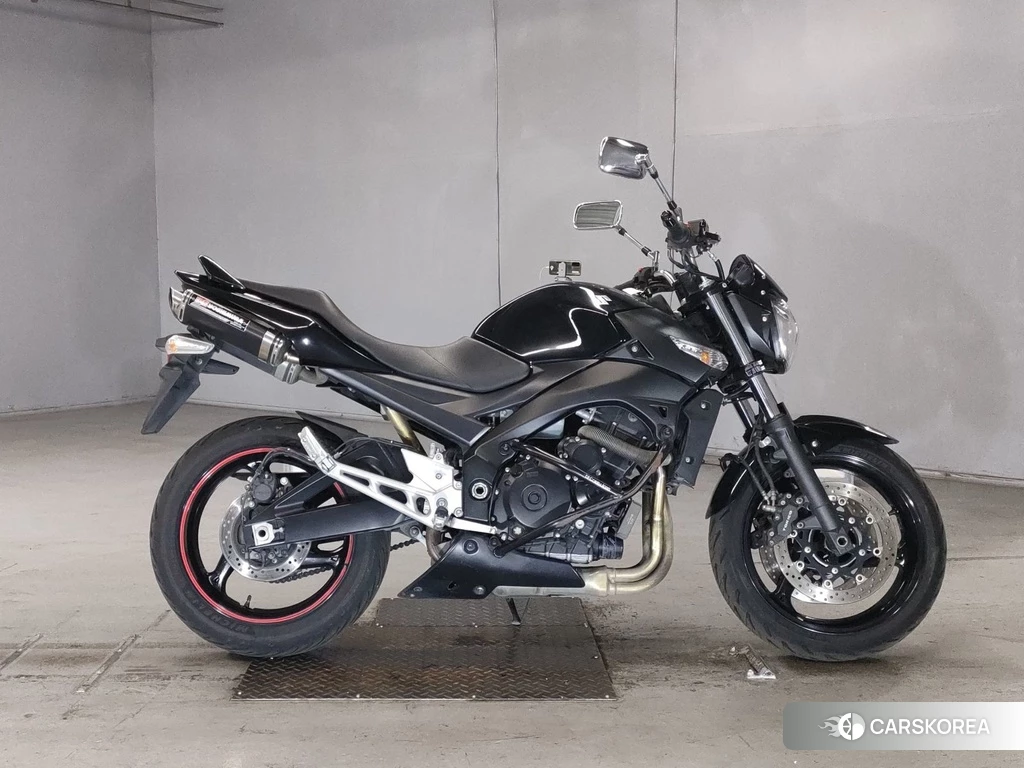 Проданный Suzuki GSR400 2015 из Японии