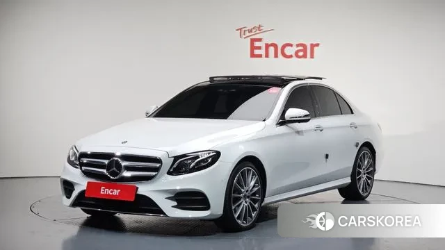 Mercedes-Benz E-Class W213 2020 Белый из Кореи