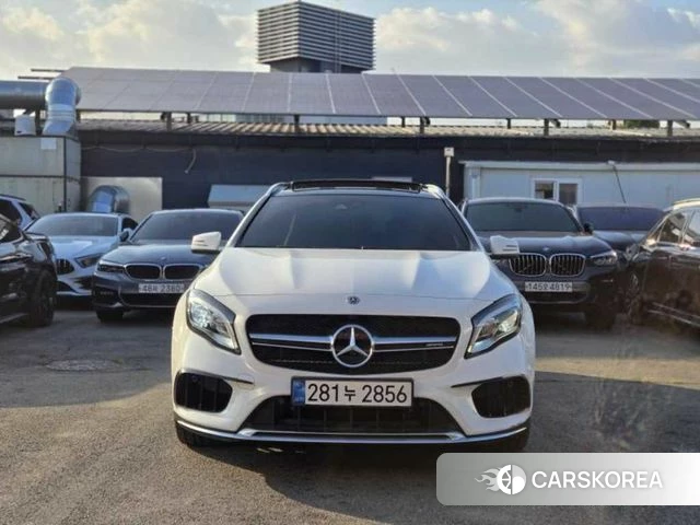 Mercedes-Benz GLA-Class X156 2019 Белый из Кореи