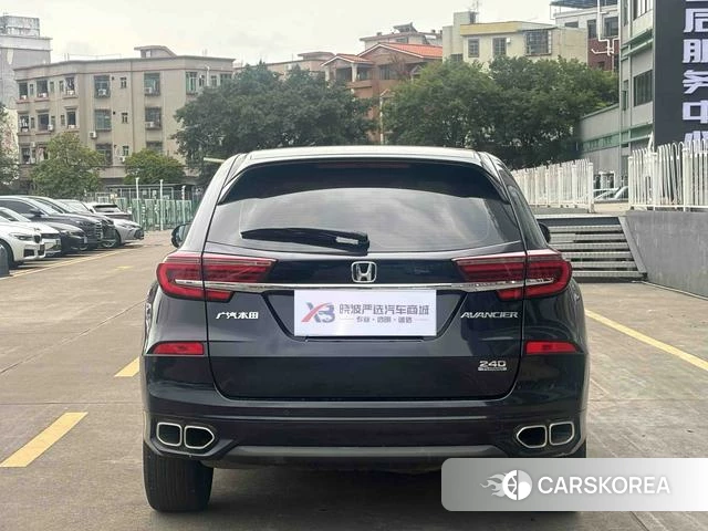 Honda Crown Road 2024 Черный из Китая