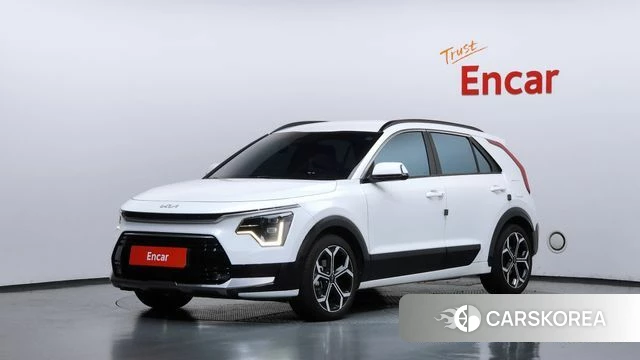Kia Di Ol Nu Niro 2022 Белый из Кореи