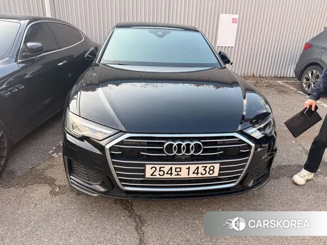 Audi A6 (C8) 2021 Черный из Кореи