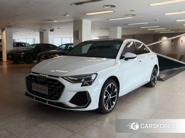 Audi A3 2025 Белый из Китая