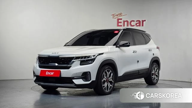 Kia Seltos 2022 Белый из Кореи