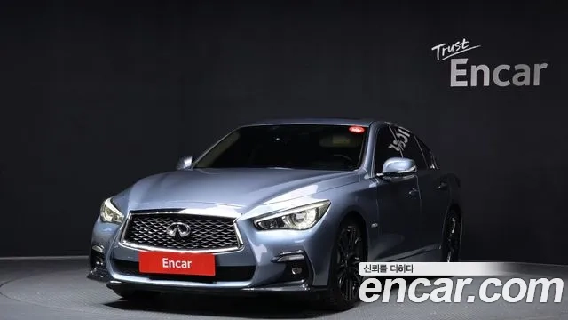 Infiniti Q50 2018 Светло-серебряный цвет из Кореи