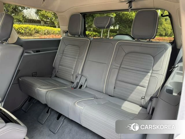 Lincoln Navigator 2022 Синий из Китая