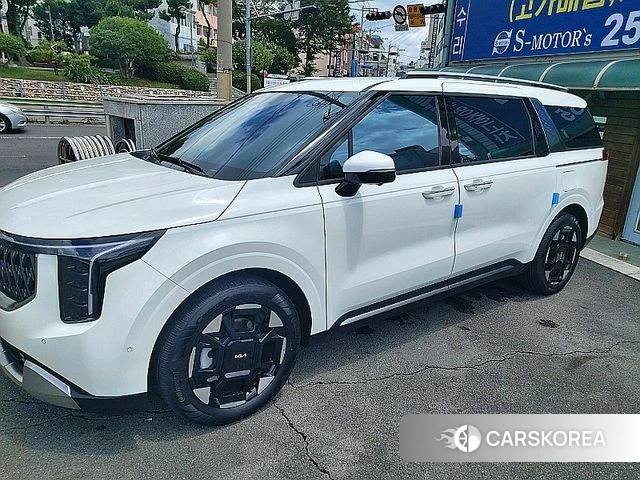 Kia The New Carnival 4th Generation 2025 Белый из Кореи