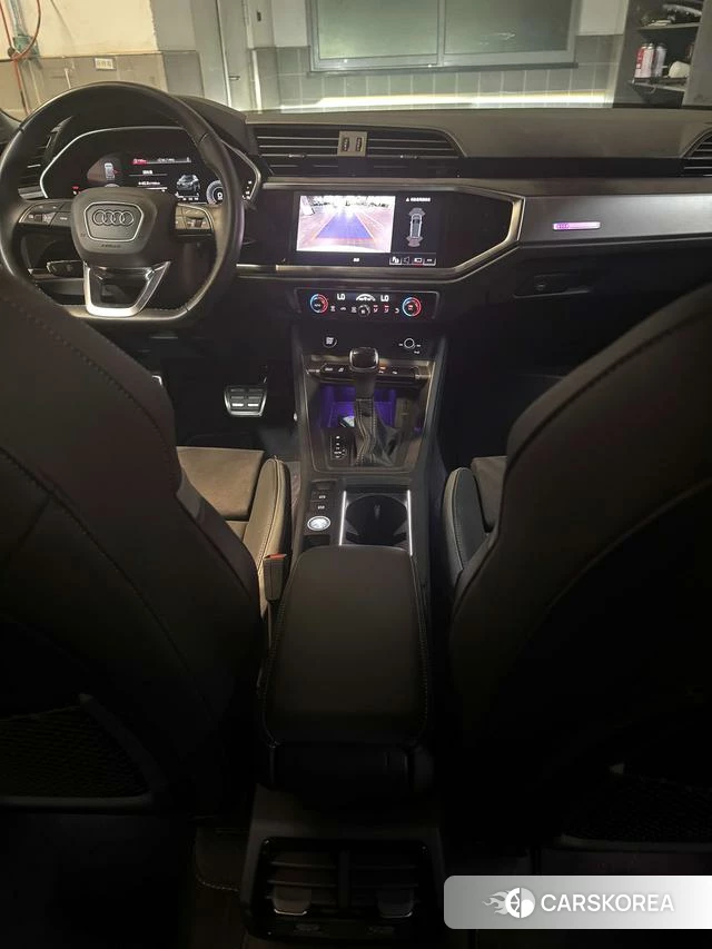 Audi Q3 2023 Белый из Китая