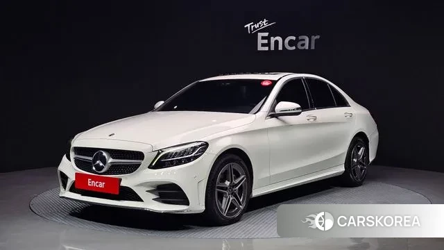 Mercedes-Benz C-Class W205 2019 Белый из Кореи