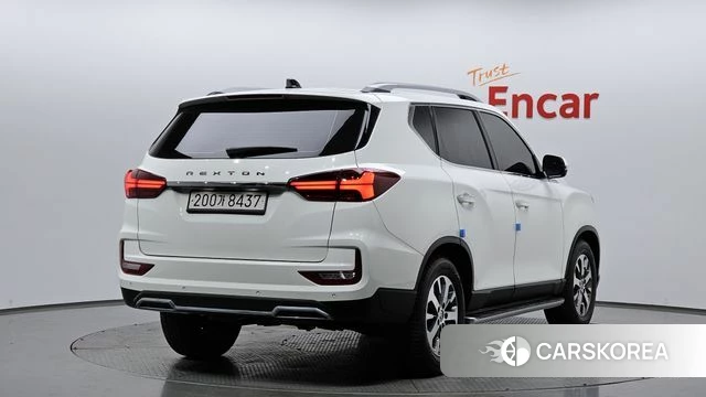 Ssangyong All New Rexton 2022 Белый из Кореи