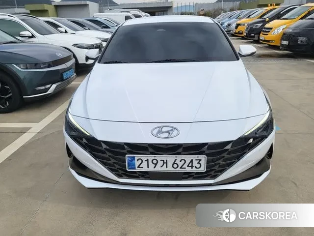 Hyundai Avante (CN7) 2022 Белый из Кореи