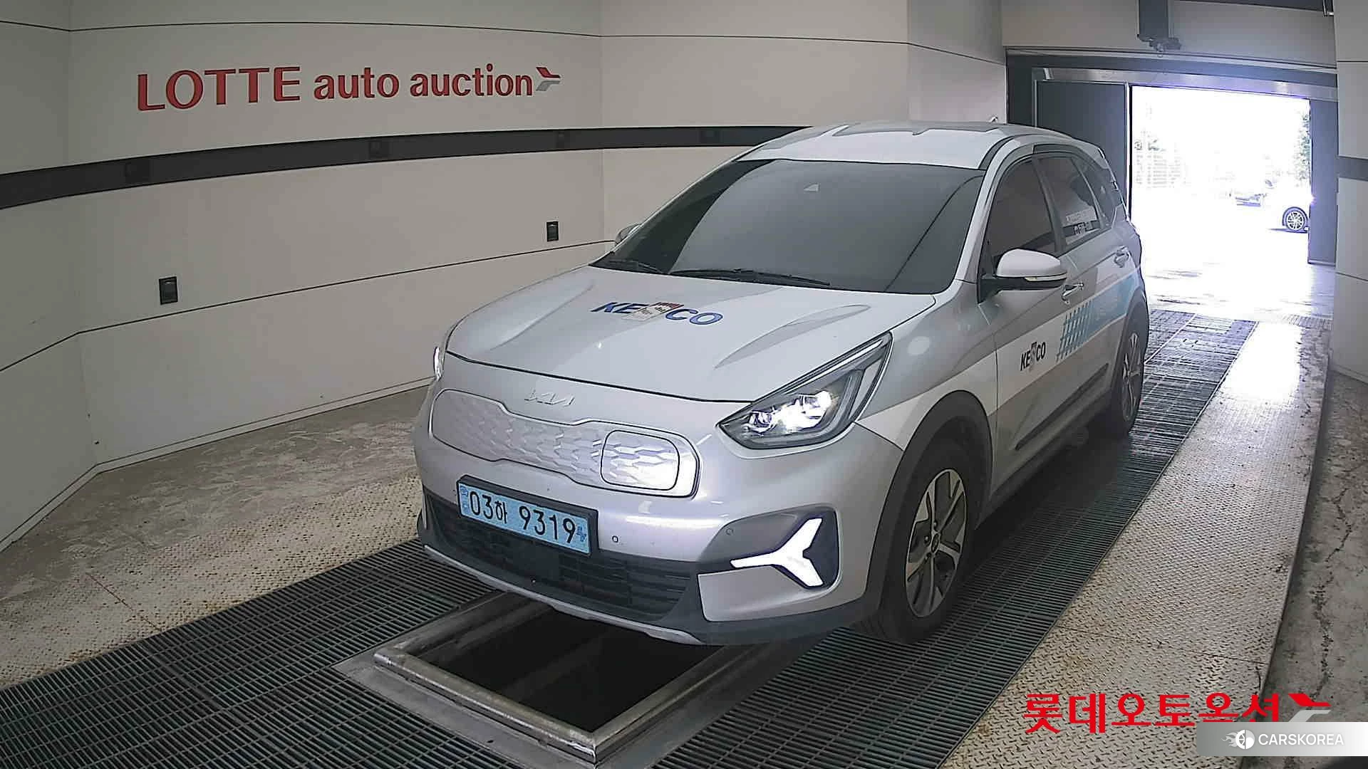 Kia Niro Plus 2023 Sparkling Silver из Кореи