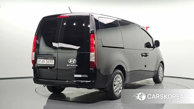Hyundai Staria 2025 Черный из Кореи