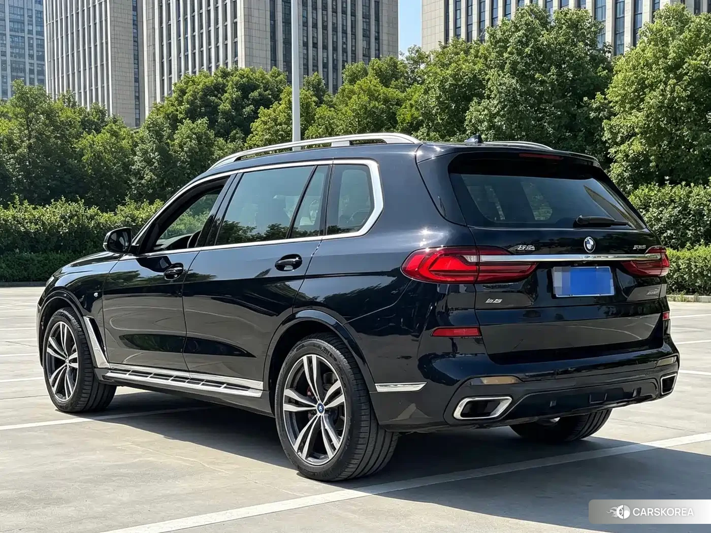 BMW X7 2021 Черный из Китая