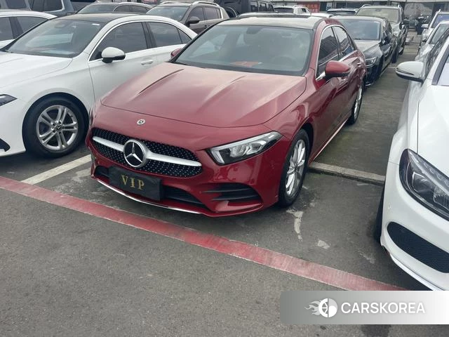 Mercedes-Benz Class A 2021 Красный из Китая