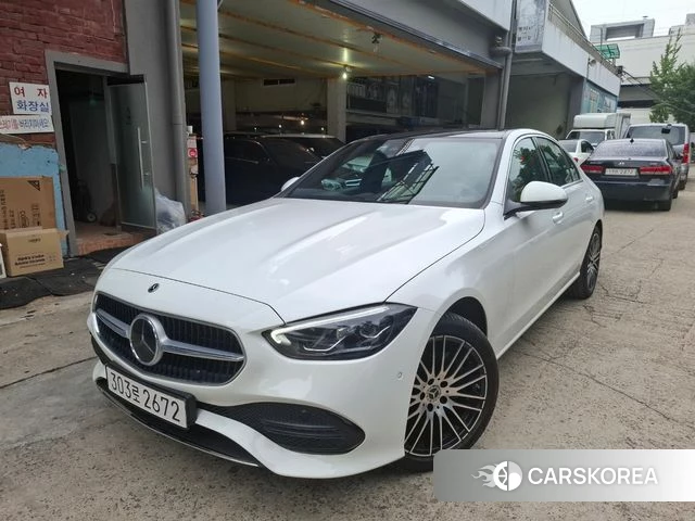 Mercedes-Benz C-Class W206 2025 Белый из Кореи