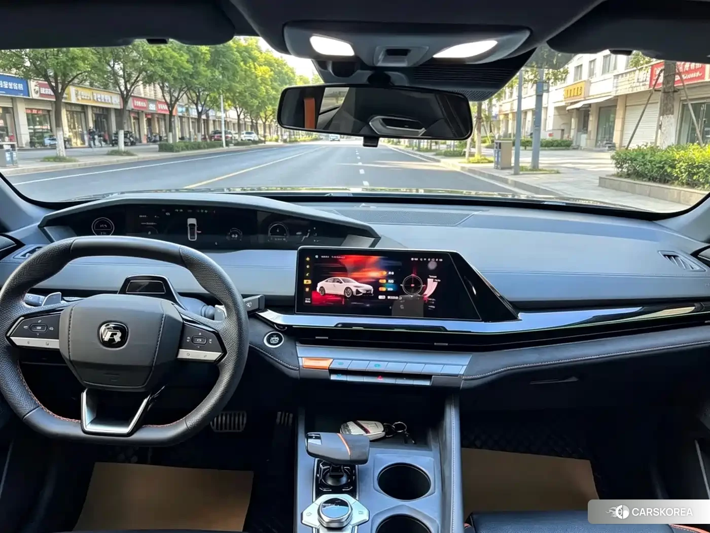 Chang'an Changan UNI-V 2022 Silver/gray из Китая