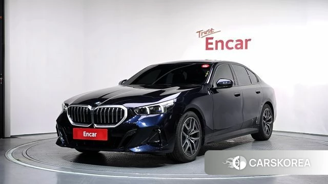 BMW 5 Series (G60) 2026 Черный из Кореи