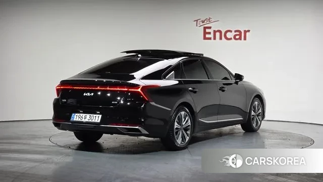 Kia K8 Hybrid 2023 Черный из Кореи