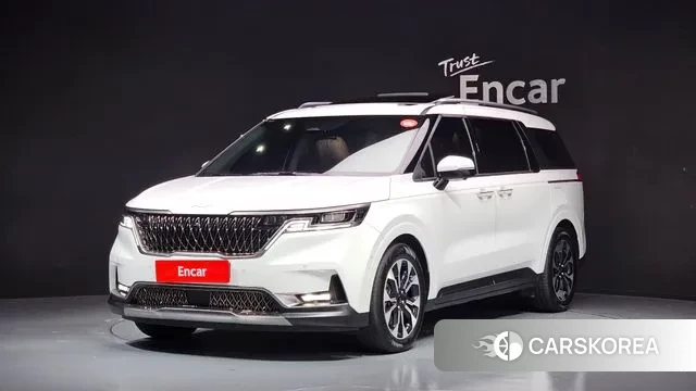 Kia Carnival 4th generation 2023 Белый из Кореи