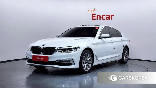 BMW 5 Series (G30) 2020 Белый из Кореи