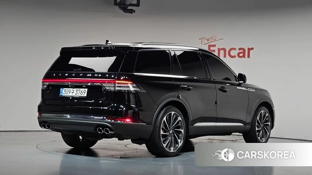 Lincoln Aviator 2nd generation 2021 Черный из Кореи
