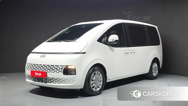Hyundai Staria 2023 Белый из Кореи