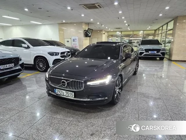Volvo S90 2022 Серый из Кореи