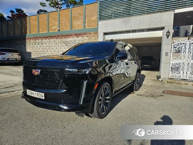 Cadillac Escalade 5th Generation 2021 Черный из Кореи