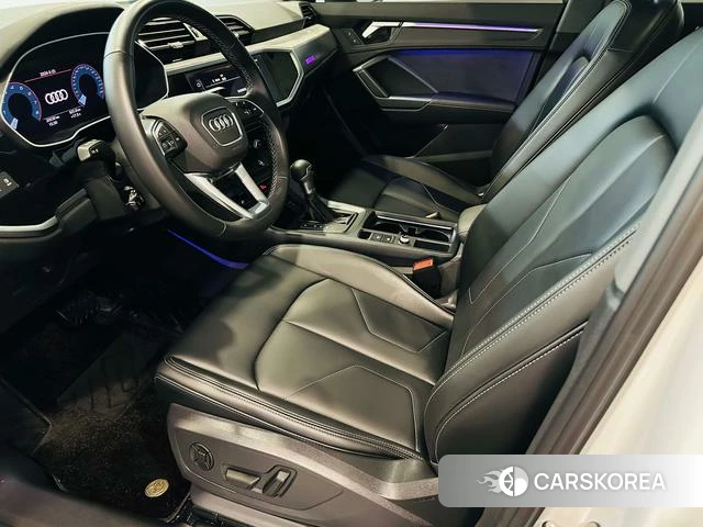 Audi Q3 2024 Белый из Китая