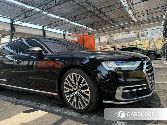 Audi A8 (D5) 2021 Черный из Кореи