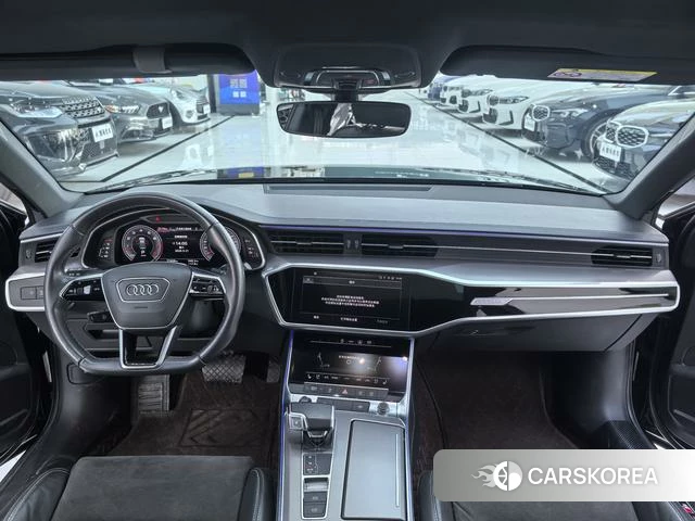 Audi A6L 2021 Черный из Китая