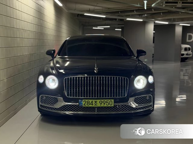 Bentley Flying Spur 3rd Generation 2020 Черный из Кореи