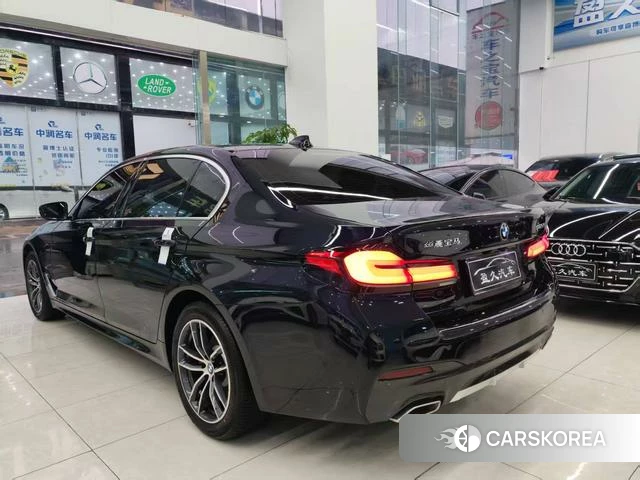 BMW 5 series 2022 Черный из Китая
