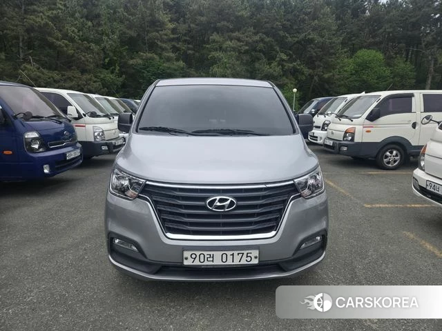 Hyundai The New Grand Starex 2020 Серый из Кореи