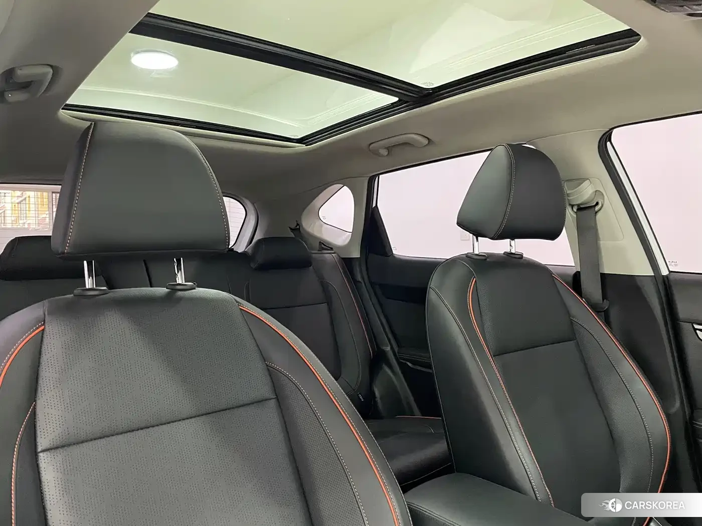 Kia Seltos 2023 Белый из Китая