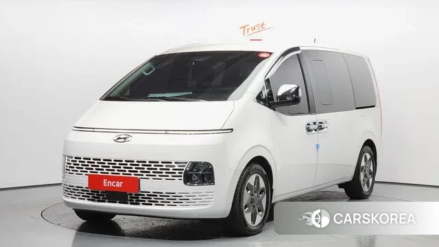 Hyundai Staria 2023 Белый из Кореи